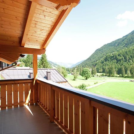 Chalet Apartment In Saalbach-Hinterglemm Exteriör bild