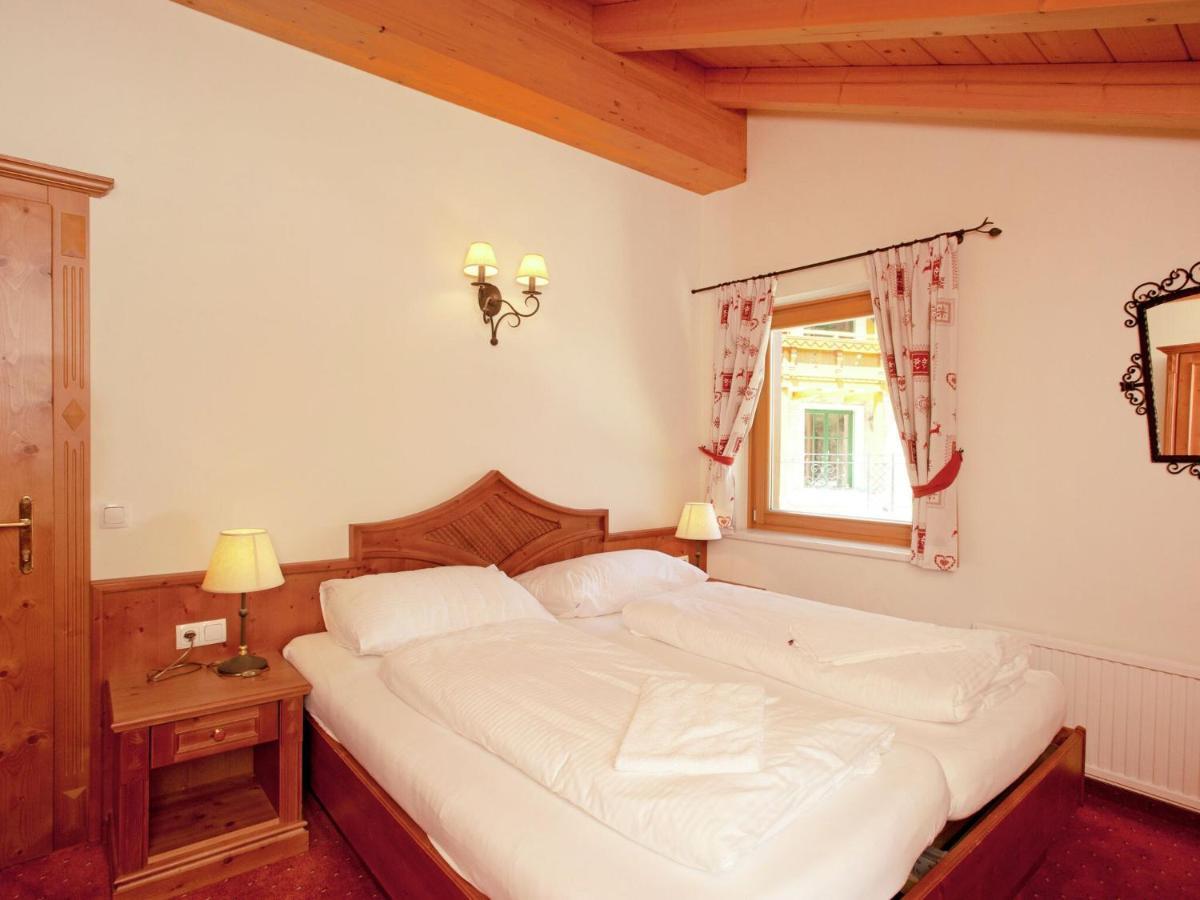 Chalet Apartment In Saalbach-Hinterglemm Exteriör bild