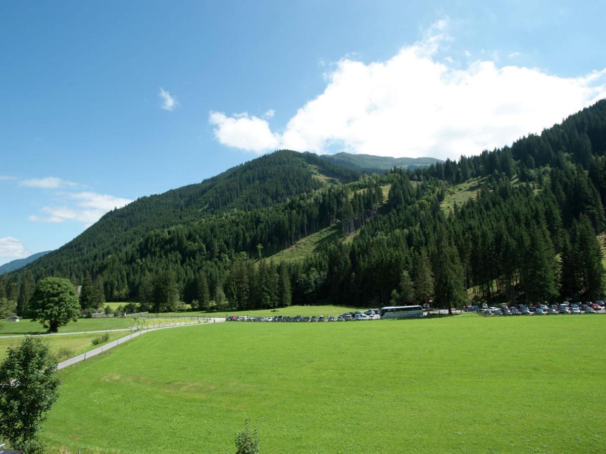 Chalet Apartment In Saalbach-Hinterglemm Exteriör bild